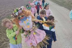 90136d8d-269c-47c7-a0de-0fd7d9a0cb99