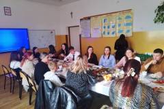 ffef3045-e140-426d-a3c1-2b919ee4ed7a