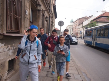 11264591_386995021495646_345652318108002727_n